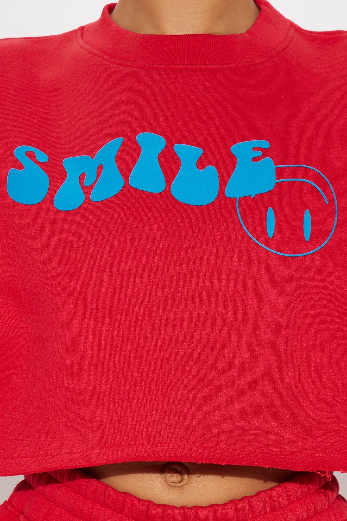 FN Women's Smile Crop Top Sweatshirt