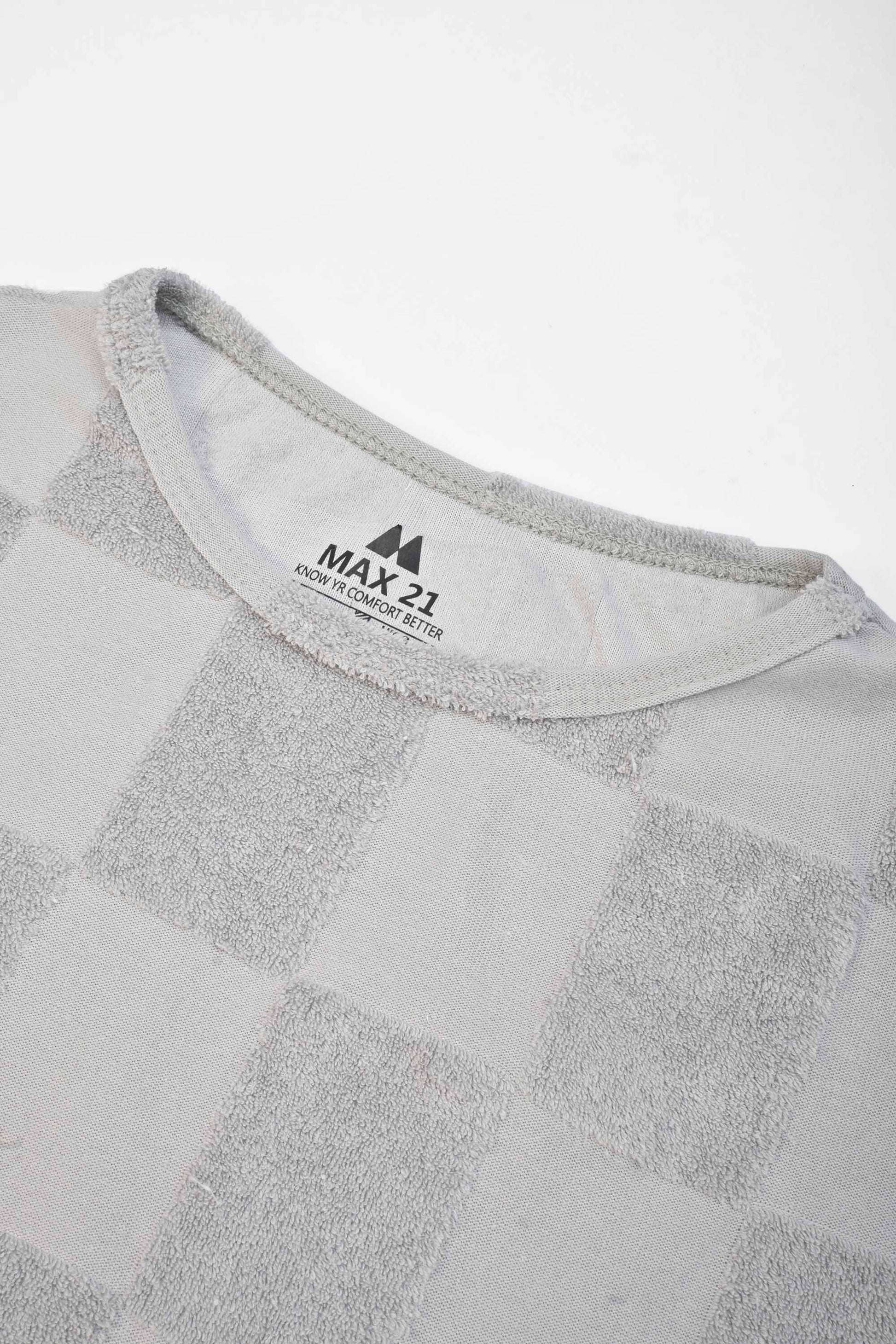 Max 21 Women's Bilbeis Design Short Sleeve Tee Shirt