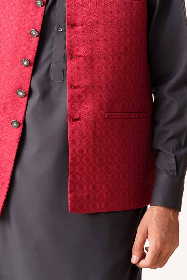 T2 Club Men's Textured Waistcoat