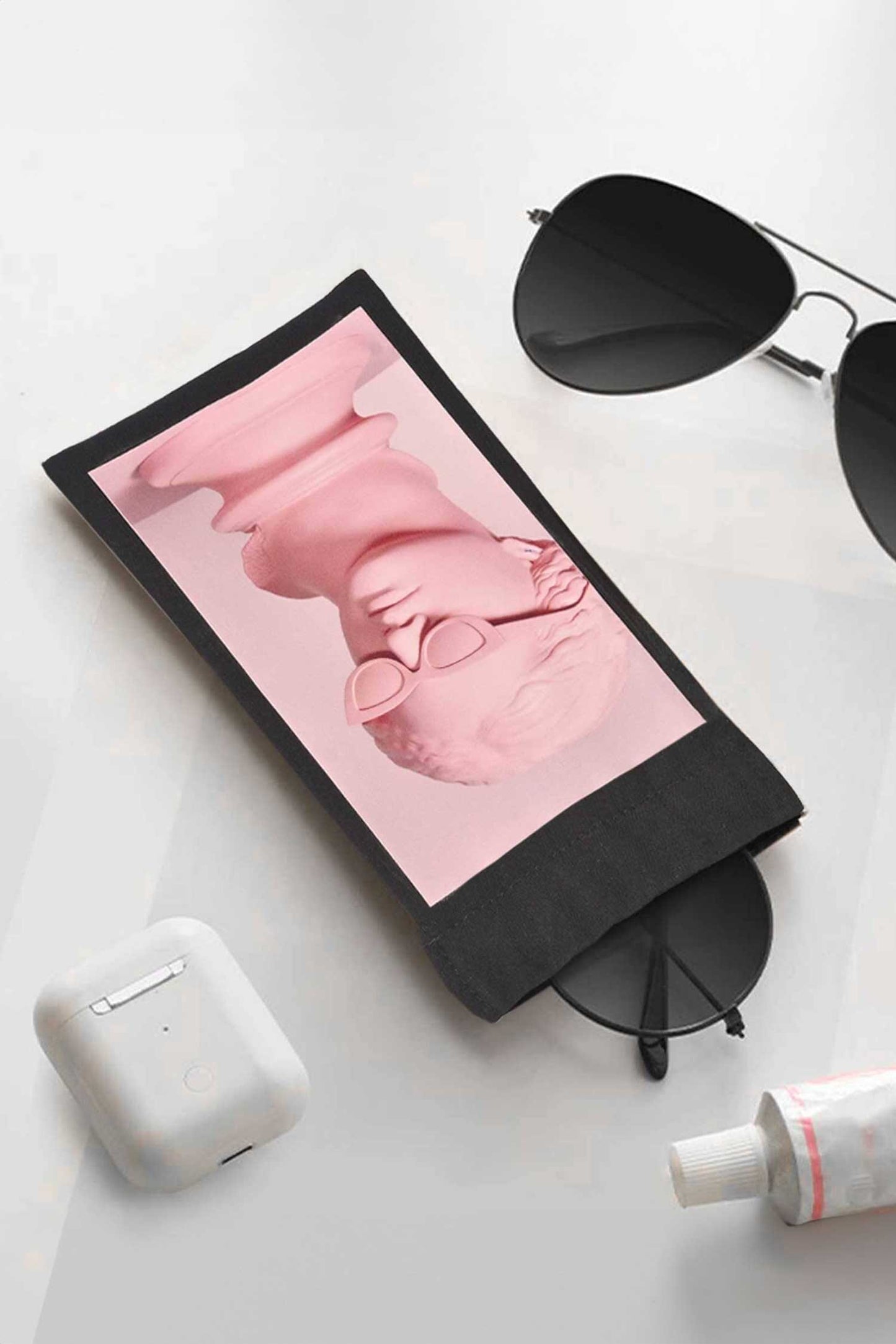 Polo Republica Mouth Snapped Sunglasses Case