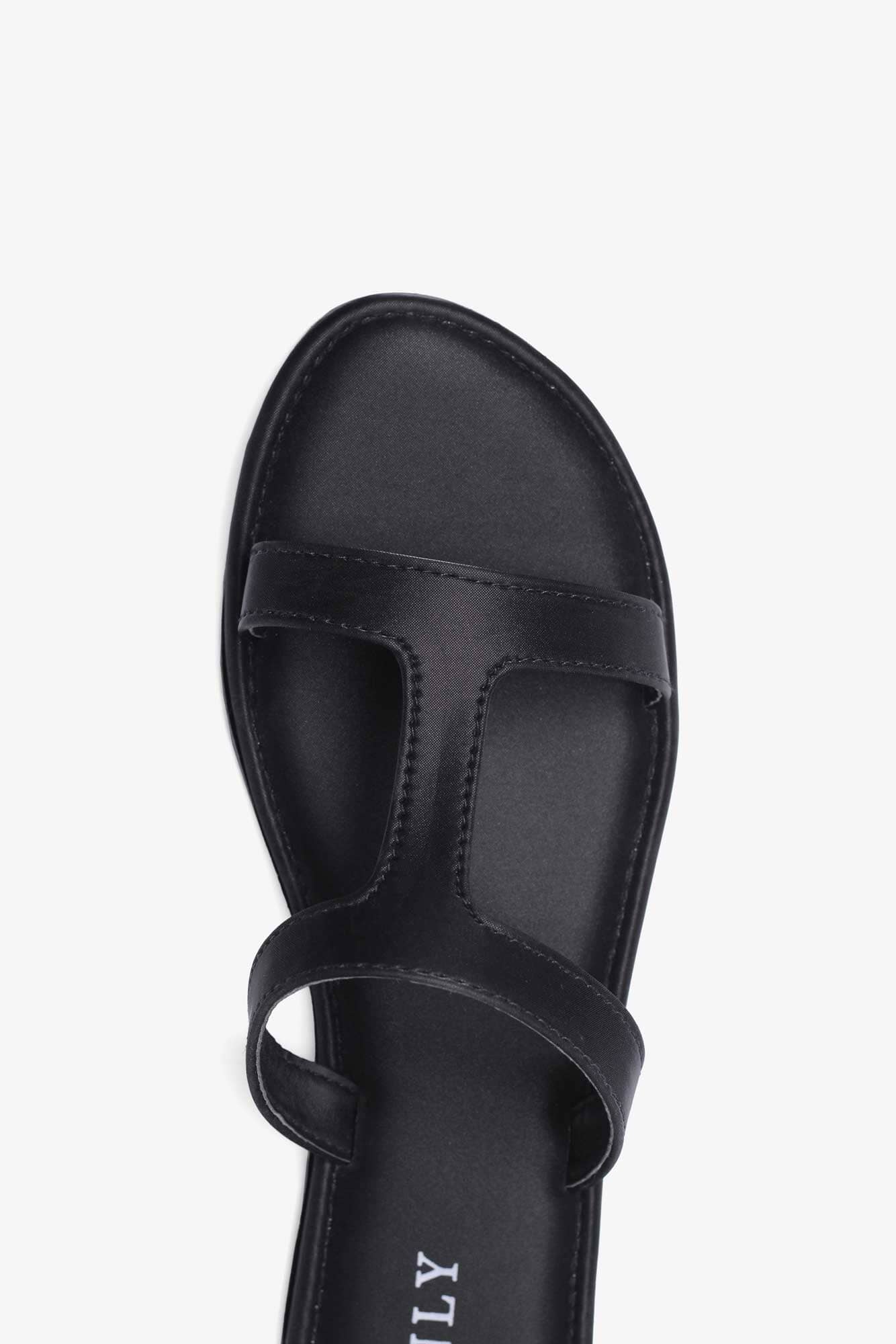 Stinly Women’s Slip-On Flat Chappal