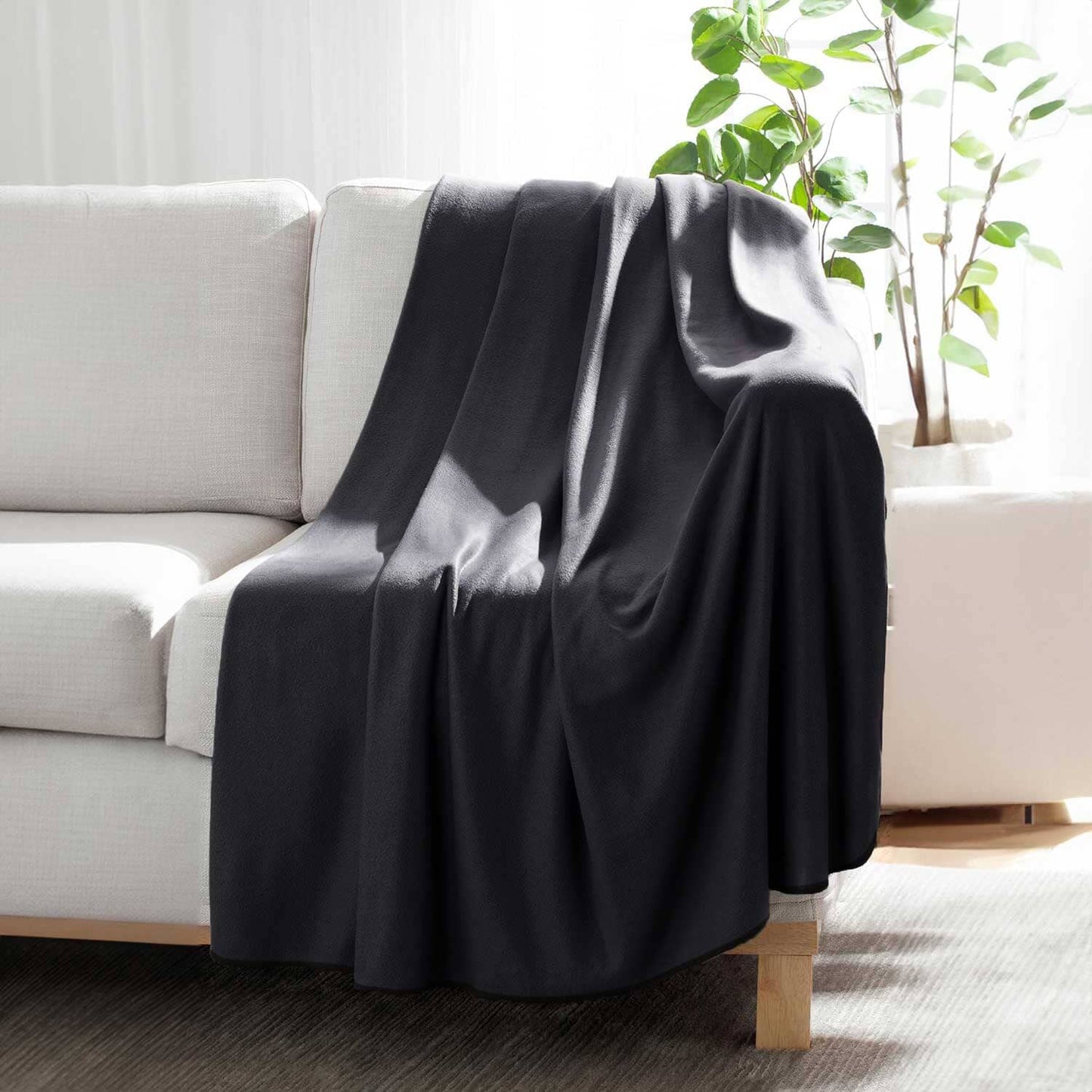 Polo Republica Polar Fleece Home and Travel Blanket Blanket Image 