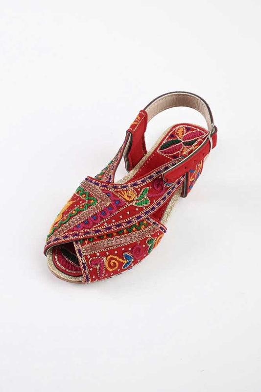 Women's Rijeka Embroidered Design Peshawri Chappal