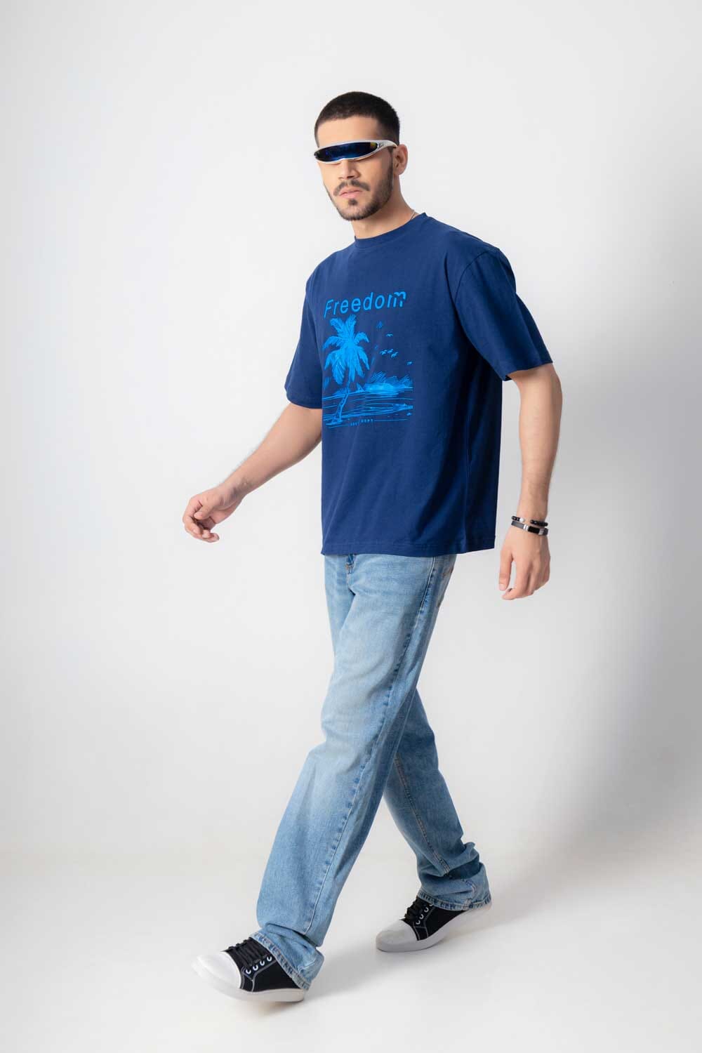 USQUARED Unisex Freedom Drop Shoulder Oversized Tee Shirt