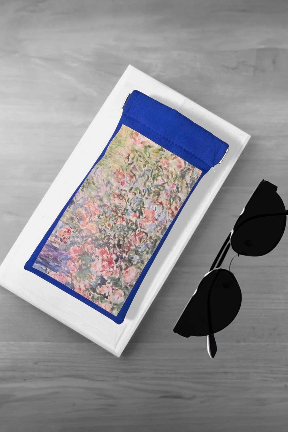 Polo Republica Mouth Snapped Sunglasses Case