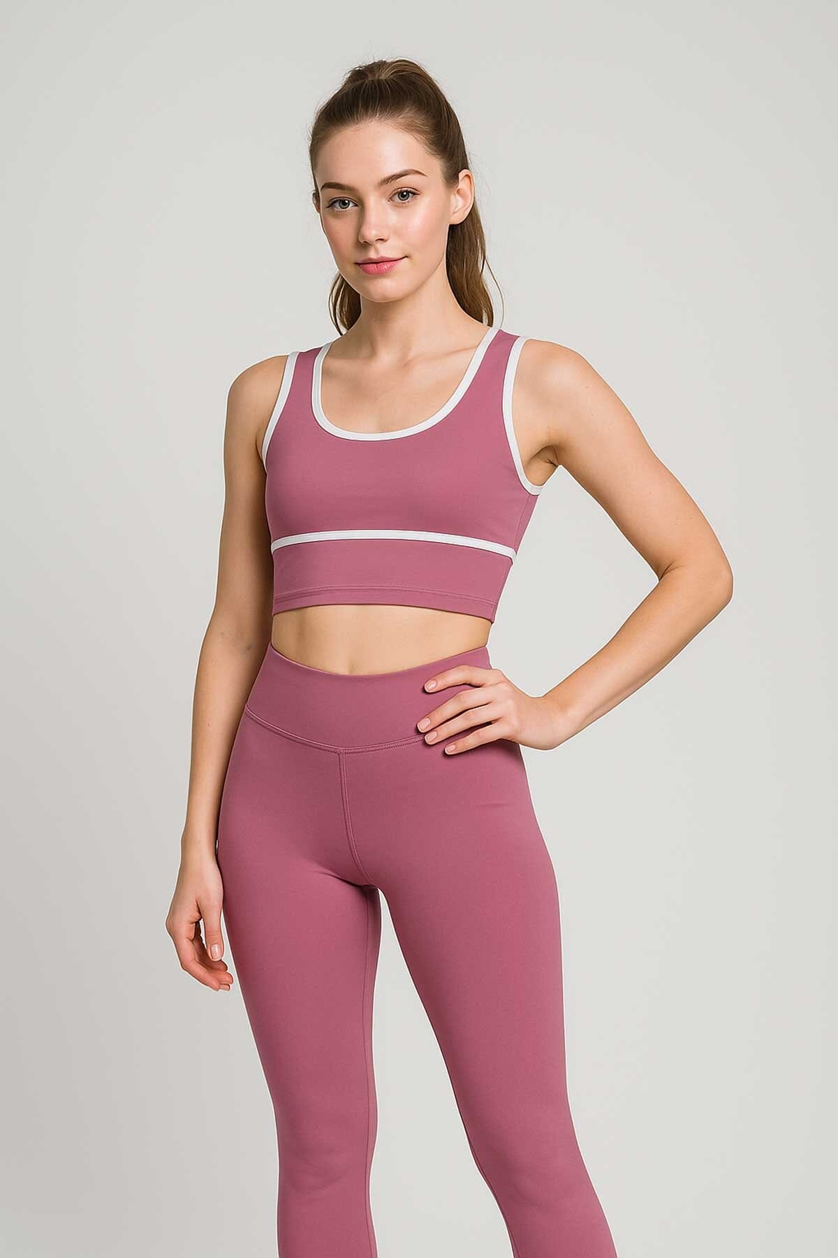 USQUARED Women's Activewear Twin Set