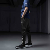 Hummel Boy's Down Arrow Style Activewear Trousers Boy's Trousers HAS Apparel Black 4 Years 