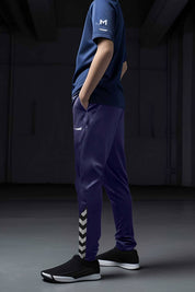 Hummel Boy's Down Arrow Style Activewear Trousers Boy's Trousers HAS Apparel Navy 4 Years 