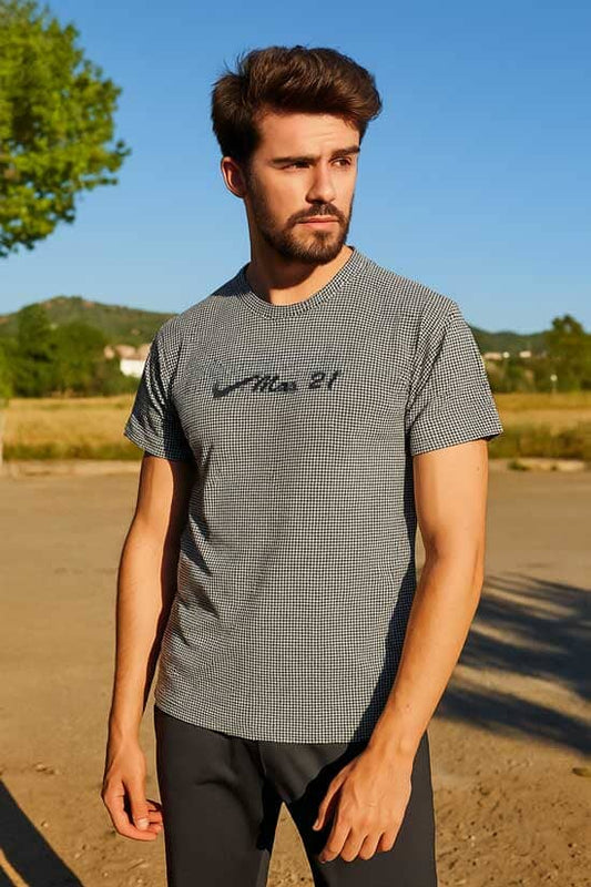 Max 21 Men's Printed Houndstooth Tee Shirt
