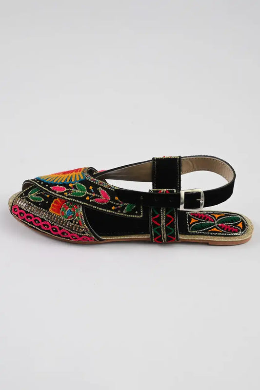 Women's Leaves Embroidered Design Peshawri Chappal