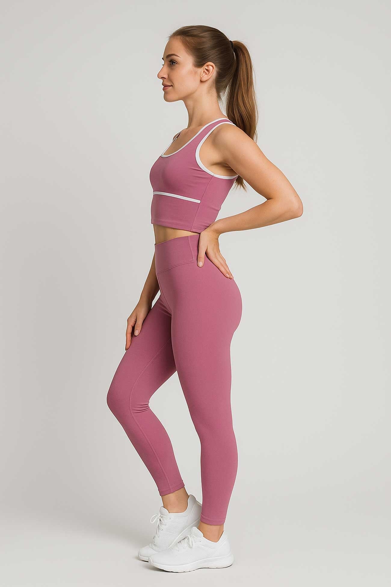 USQUARED Women's Activewear Twin Set