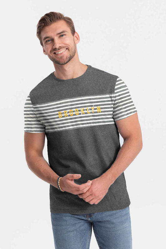 Max 21 Men's Brooklyn Printed Short Sleeve Tee Shirt Men's Tee Shirt SZK Charcoal S 