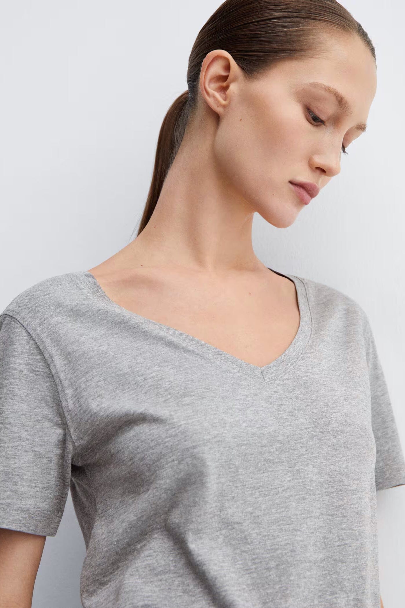 Berydale's Signature Comfort: Women's Premium Cotton Blend V-Neck Tee Women's Tee Shirt Image 