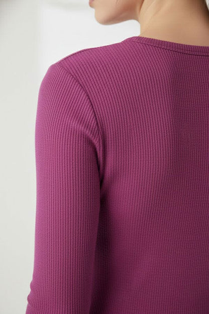 Max 21 Women's Waffle Knit Tee Shirt