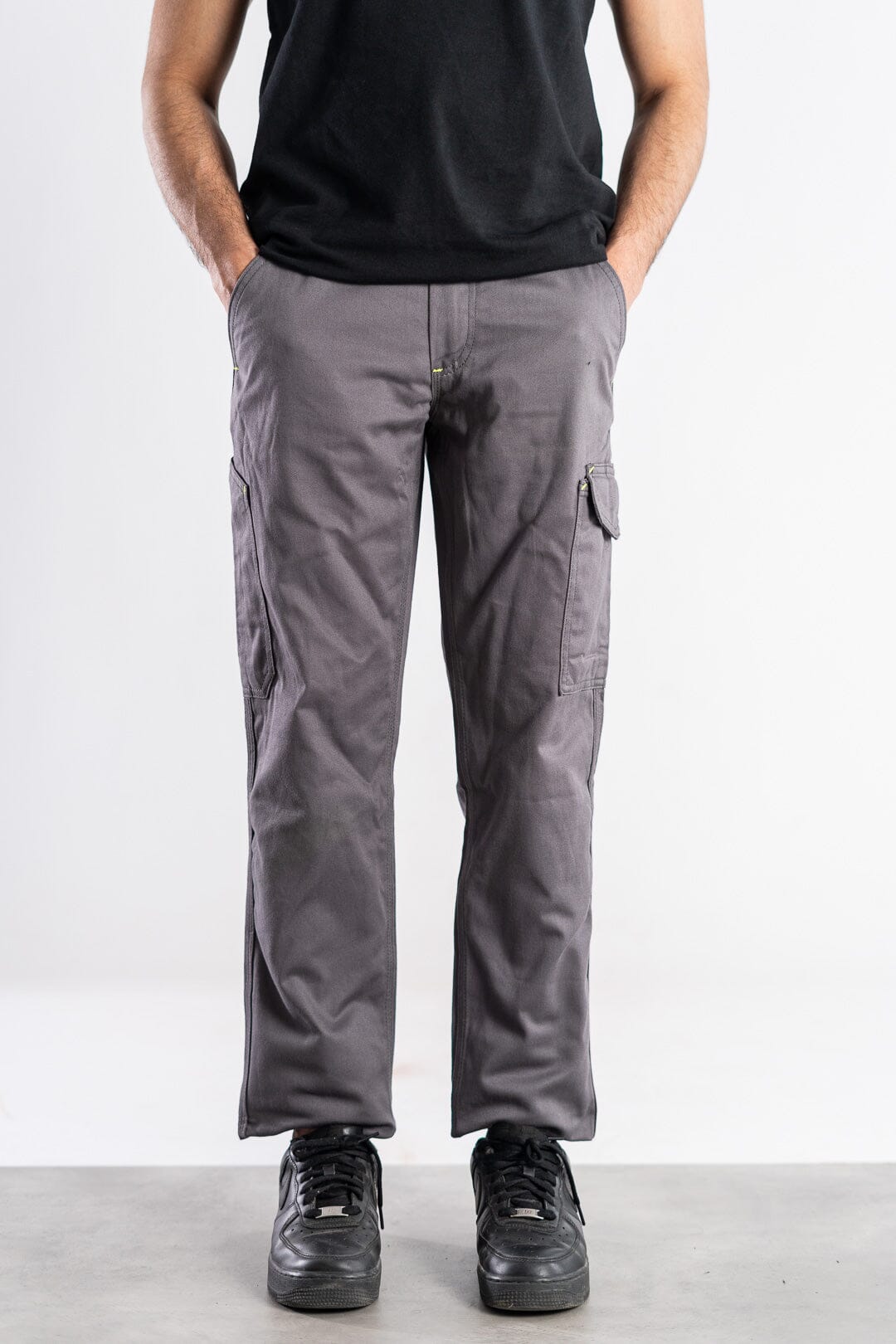 Buy Tommy Hilfiger Men Grey Mid Rise Textured Formal Trousers - NNNOW.com