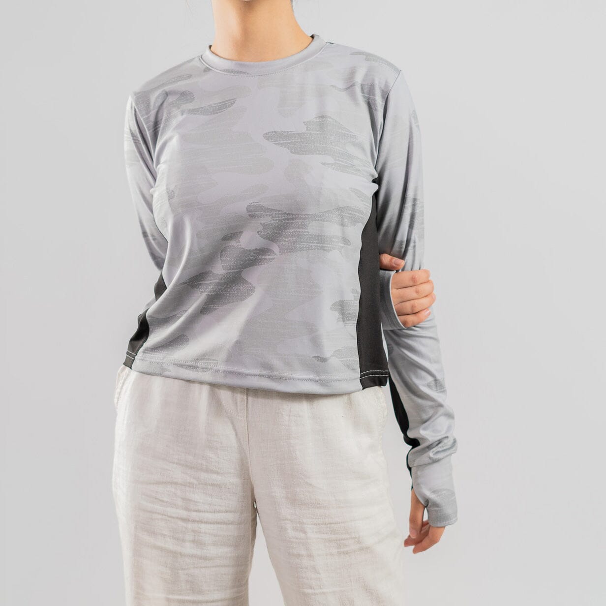 Polo Athletica Women's Contrast Panel Long Sleeve Activewear Crop Tee Shirt Women's Tee Shirt Polo Republica Grey & Black XS 