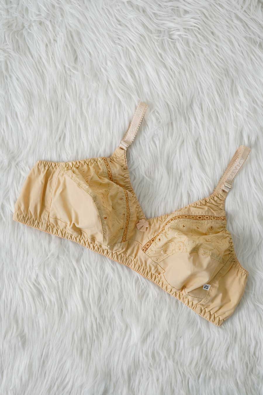 Rubi Women's Breathable Embroidered Cotton Bra