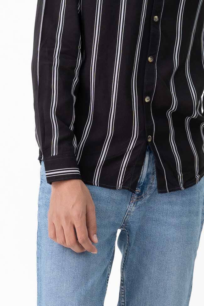 Scanners Men's Vertical Striped Casual Shirt