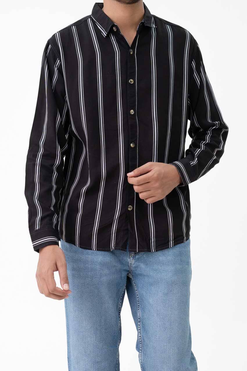 Scanners Men's Vertical Striped Casual Shirt