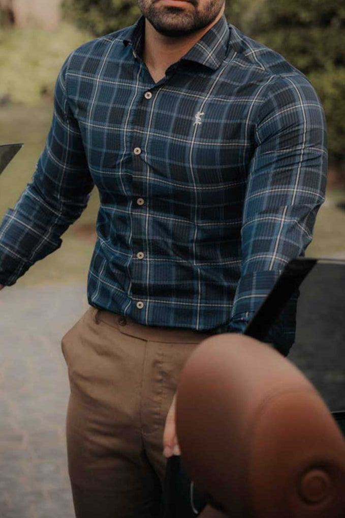 Espada Men's Checkered Casual Shirt