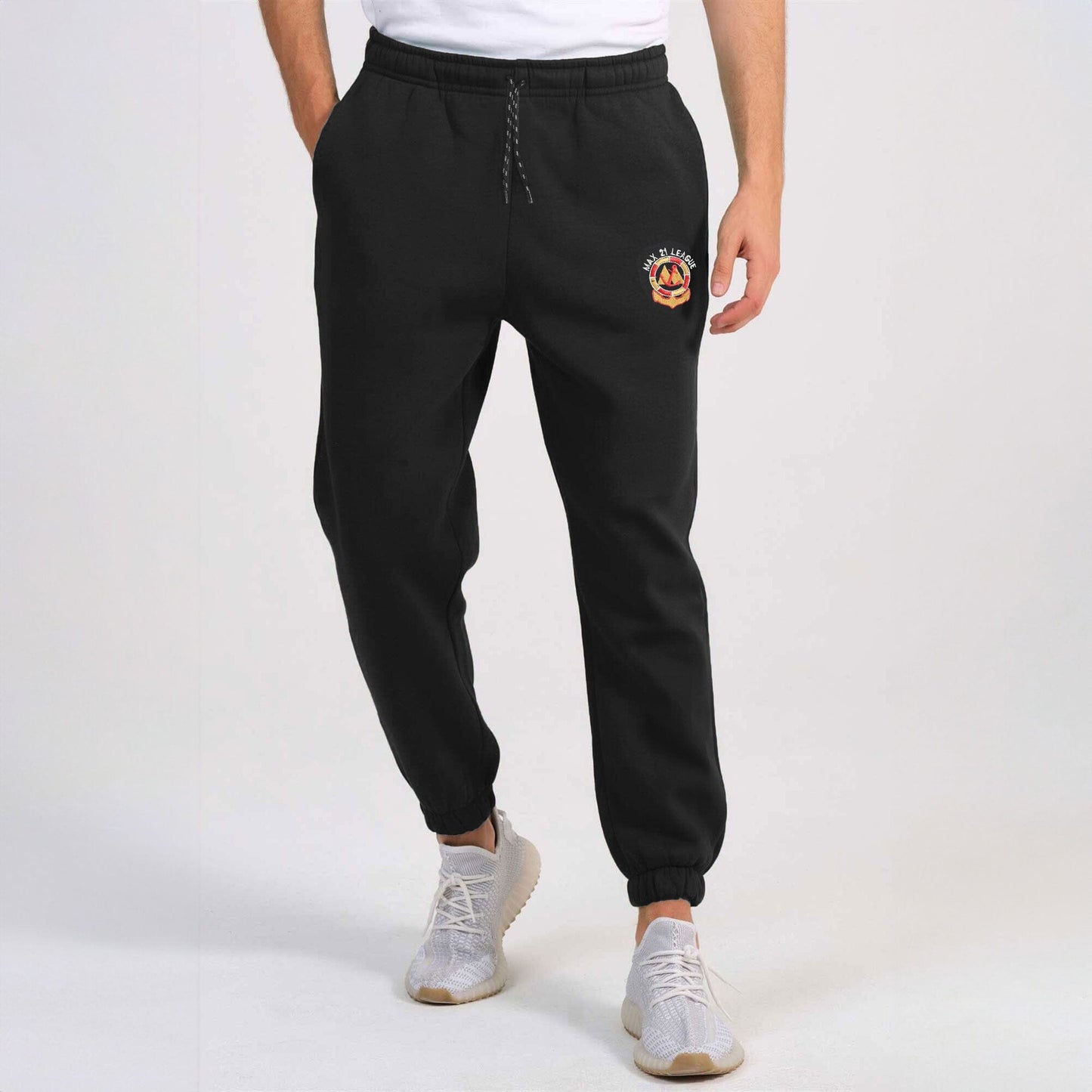 MAX 21 Men's League Embroidered Fleece Joggers Pants Men's Trousers SZK Black S 