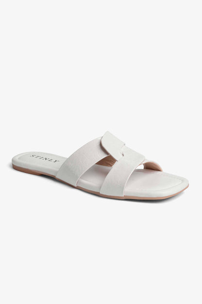 Stinly Women’s Criss-Cross Flat Chappal