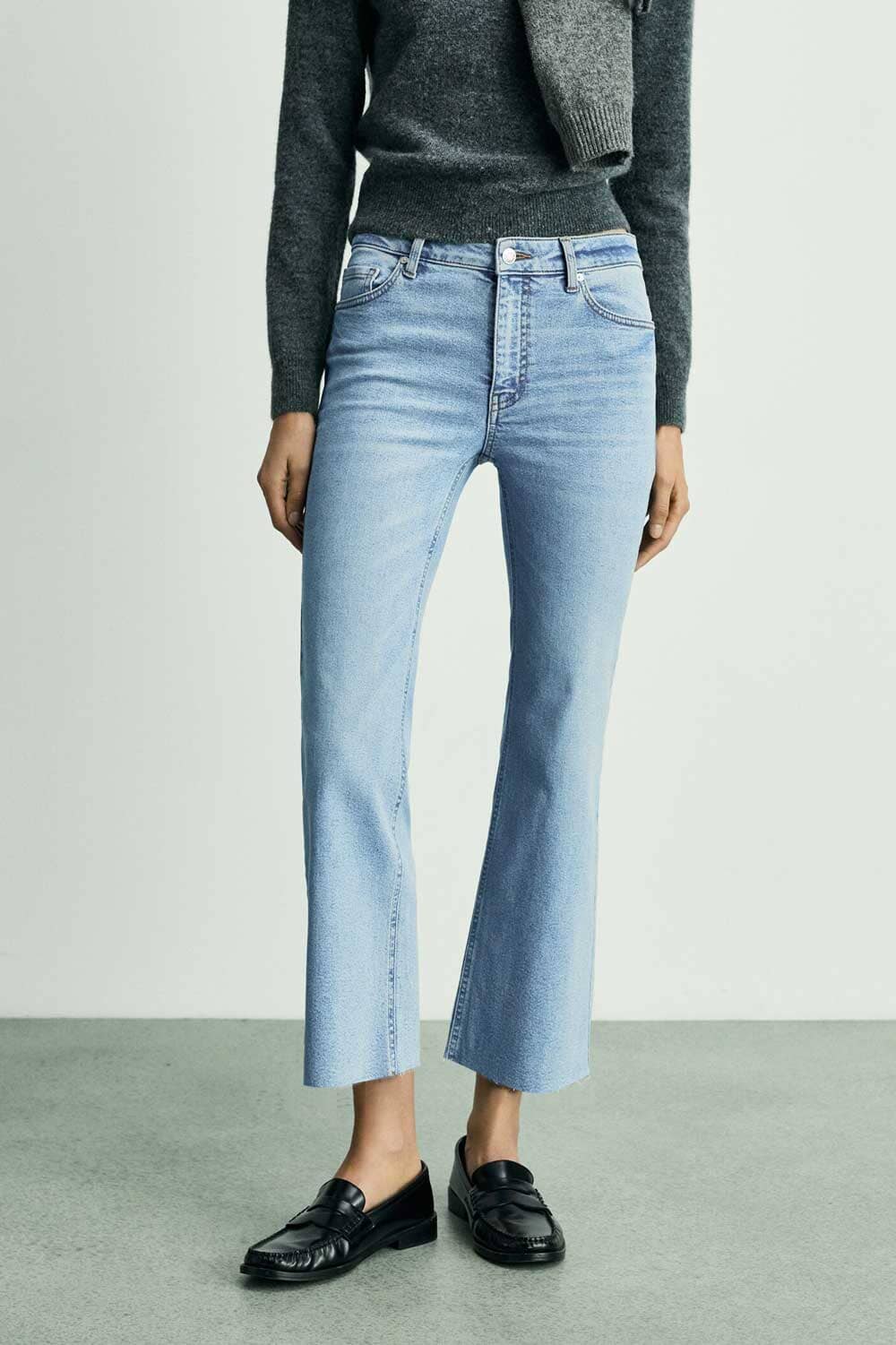 Cut Label Women's Flared Cropped Jeans
