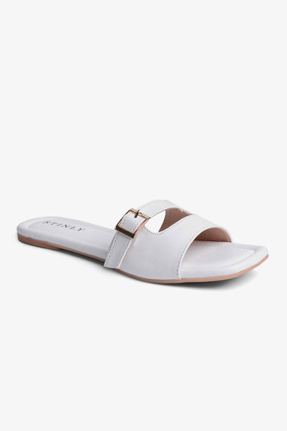 Stinly Women’s Cut-Out Flat Chappal