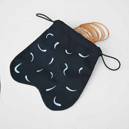 Draw String Printed Design Gift Pouch General Accessories Image 