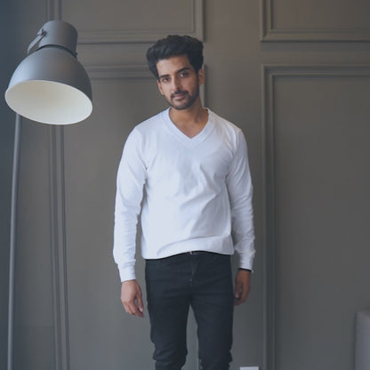 Polo Republica Men's Nobitu V-Neck Sweat Shirt